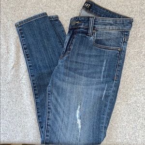 Kut from the Kloth Straight Leg Jeans; Size 0